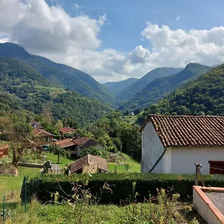 Legiteducerf Casa de Férias Sengouagnet